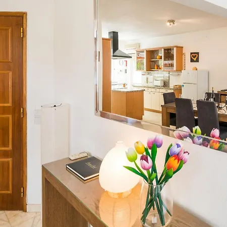 Casa Laranja Three Bedroom Loulé