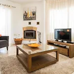 Вилла Casa Laranja Three Bedroom Лоле