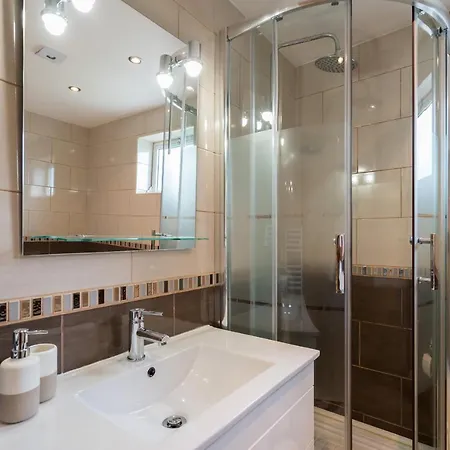 Casa Laranja Three Bedroom 别墅 楼尔