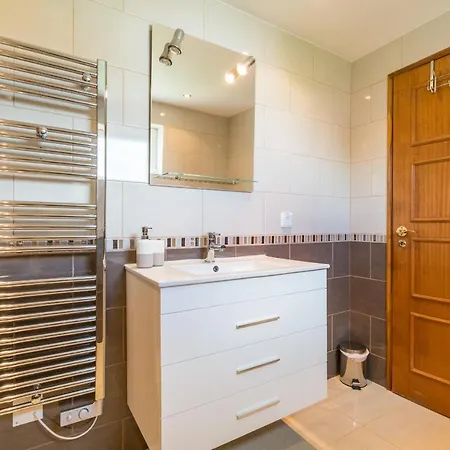 Casa Laranja Three Bedroom فيلة *