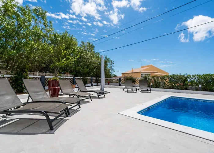 Casa Laranja Three Bedroom *