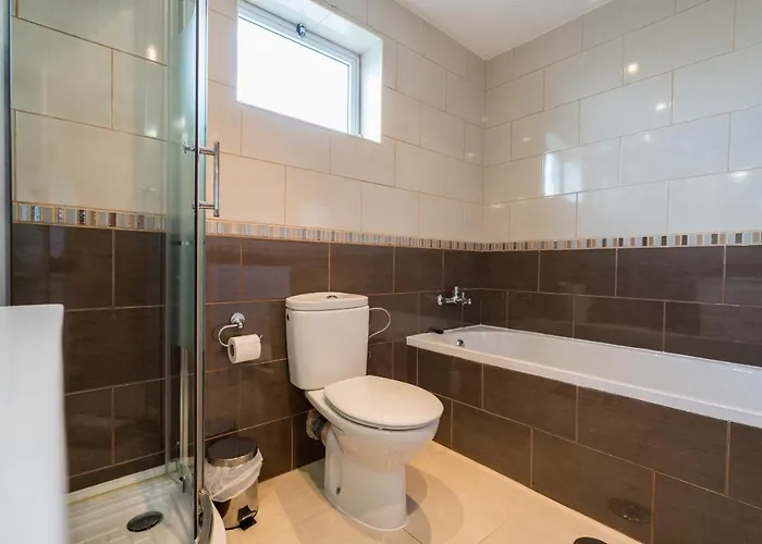 Casa Laranja Three Bedroom *