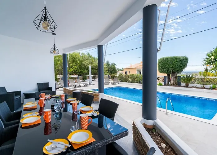 Villa Casa Laranja Three Bedroom Loulé